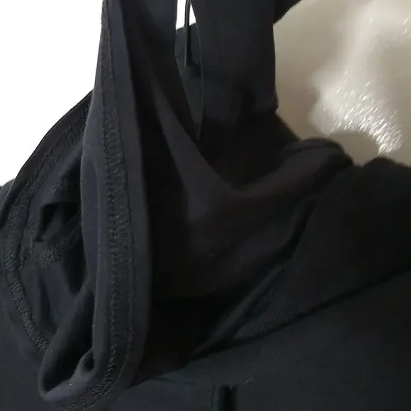 Fablectic women's size Large black sweatshirt with attached head wear. - Picture 5 of 8